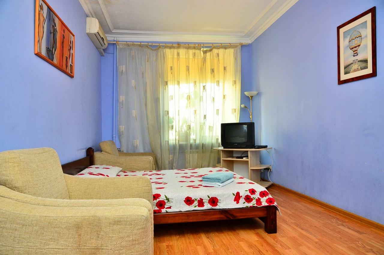 Bolshaya Vasilkovskaya 12 Apartment Kiev Bagian luar foto